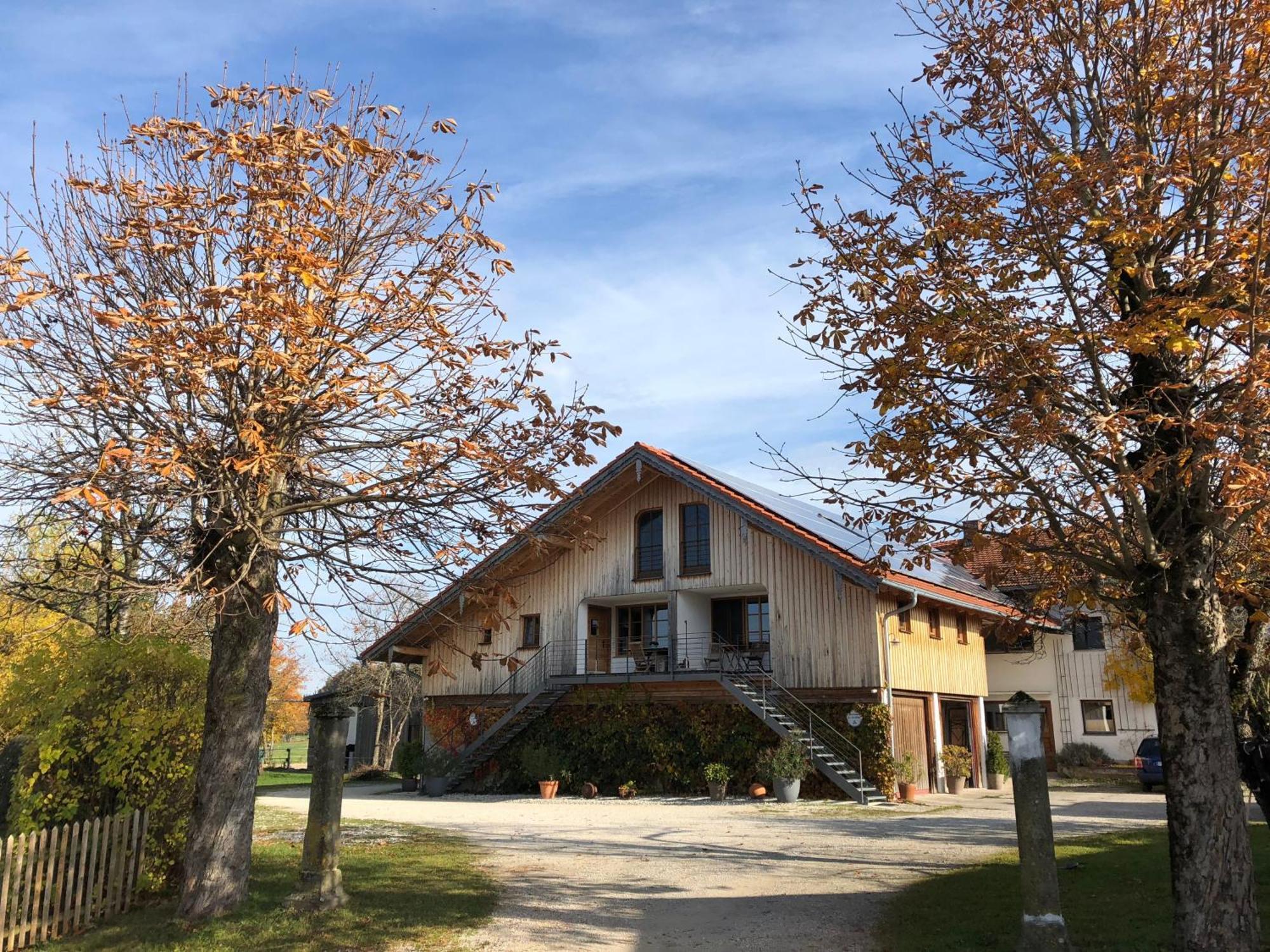 Designerwohnungen "Beim Schmied" In Chiemseenaehe Traunreut Exterior photo